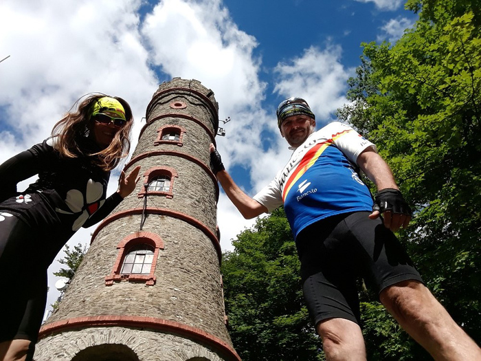 Image 4-5 cyklovrchaři Monika a Zdeněk Slováčkovi